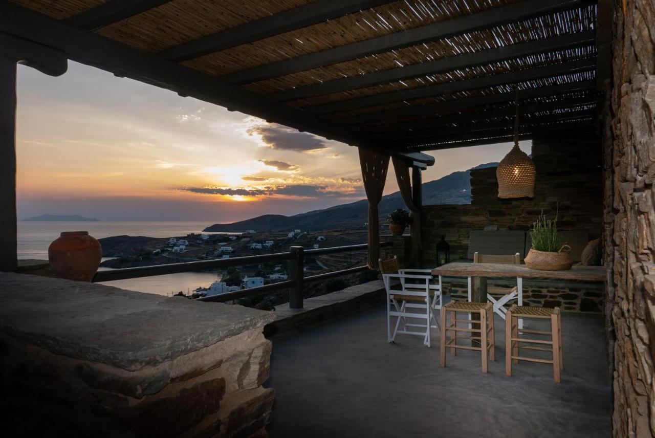 Aerino Seaside Villa Agios Romanos Exterior photo